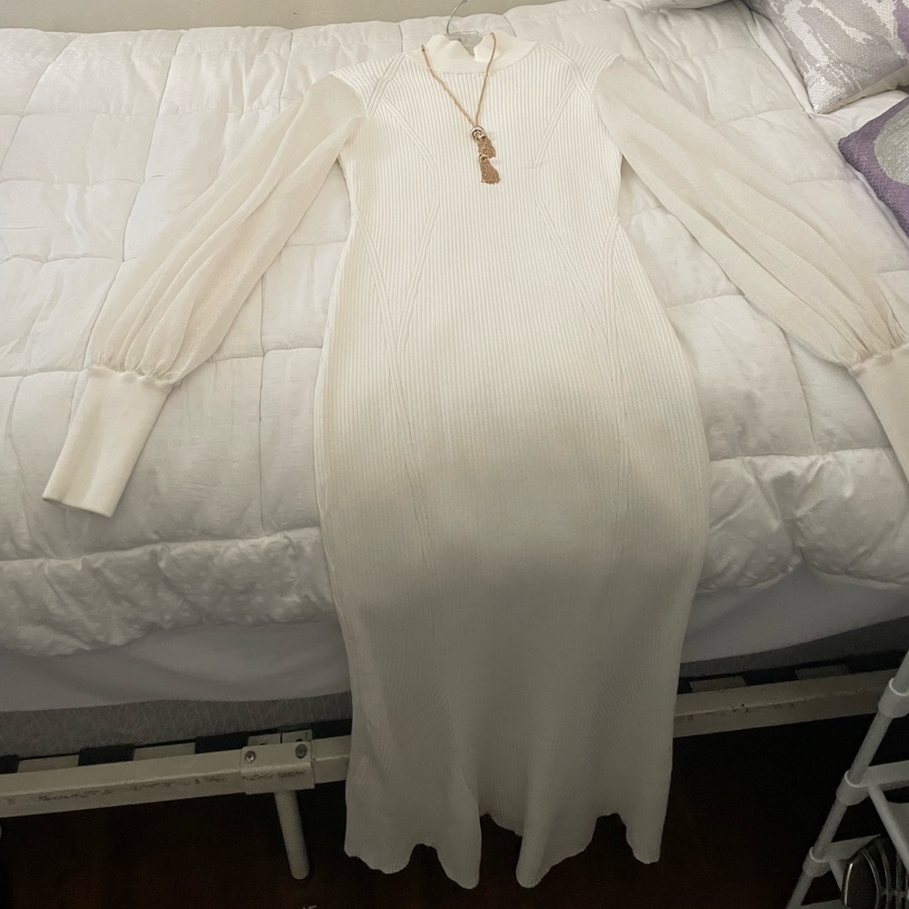 BCBGMaxAzria Cream Long Sleeve Dress